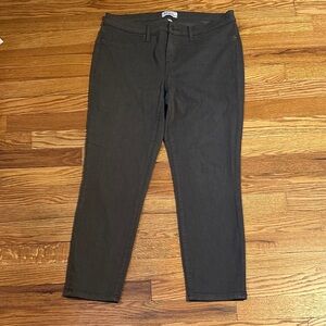 Women's lake view denim olive stretch Jeans size 31